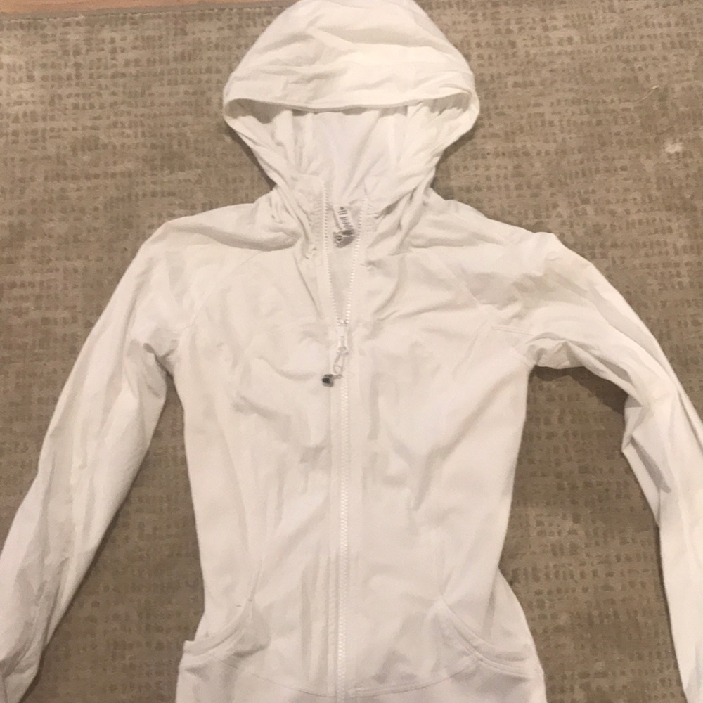 Lulu lemon size 4 white jacket